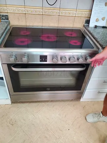 Hoover electric ceramic cooker 90x60cm