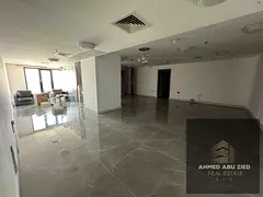 Salon for annual rent with an area of 2000 sq. ft | Fully ready for operation | Includes Moroccan ba