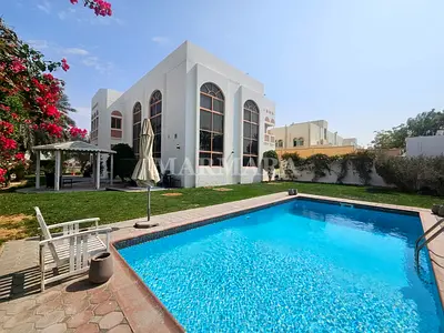 Independent 6-Bed Villa | Private Pool, Garden