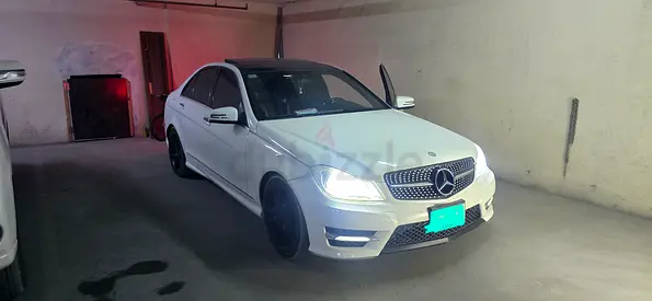 2014 C300 4 Matic - Well maintained family used fuel efficient regular use car