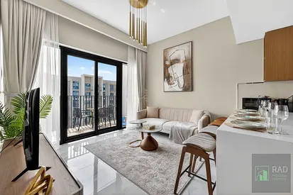 Cozy 2BR in Azizi Mirage 1