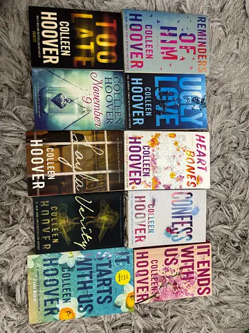 Colleen Hoover Books 30 for 1