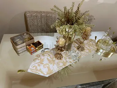 Elegant Dining Table Centerpiece Decor