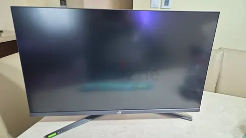 The ASUS ROG Swift PG32UQ is a 32-inch 4K UHD (3840 x 2160) IPS gaming monitor featuring a 144Hz ref