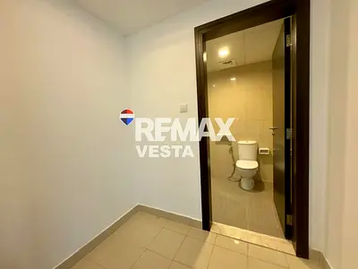 Alluring View | High Floor Ready to Move