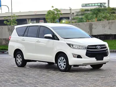 صورة 6 لـ 2019 Toyota INNOVA