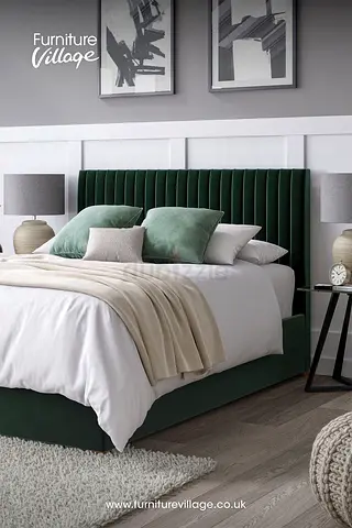 Modern Stylish Bed with Elegant Headboard
