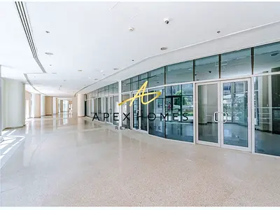 HIGH FOOTFALL | MARINA VIEW | BEST LOCATION