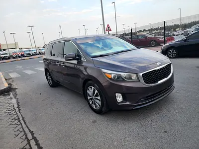 2017 Kia Sedona SX - American Specs