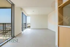 Low Floor with Community and Garden View