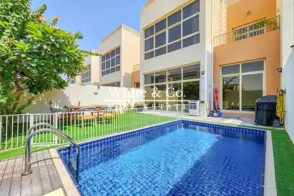 Private Pool | Close to New Park | Large
