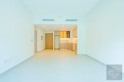 Brand New | Close to Mall | Ready to Move | Unfurnished