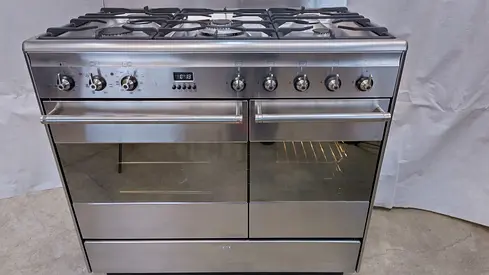 Smeg 5 burners Double Oven top gas oven electric digital cooking range latest version 90cm