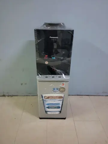 Top load water dispenser B