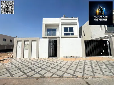 فيلا للبيع بسعر مغر و شامل رسوم التسجيل و التمليك و تملك حر لجميع الجنسيات بدون رسوم خدمات و صيانة