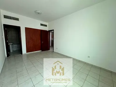 VACANT - PRIME LOCATION- HIGH ROI-SPACIOUS