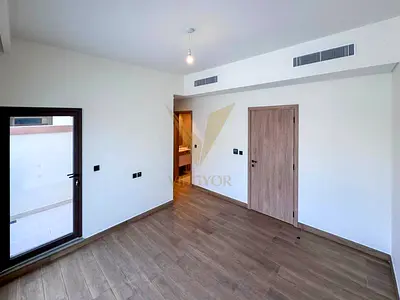 Single Row 4BR Townhouse | Costa Brava | Garden View