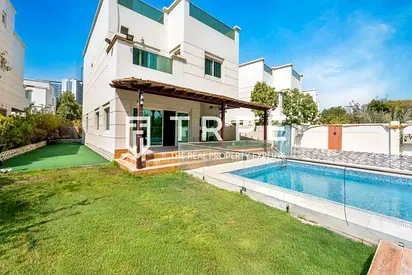 Spacious Villa | Gated Community | Prime Location