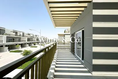 Corner Unit | Brand New | Large Plot Size