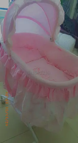 مهد للطفل حديثي الولاده واكبر