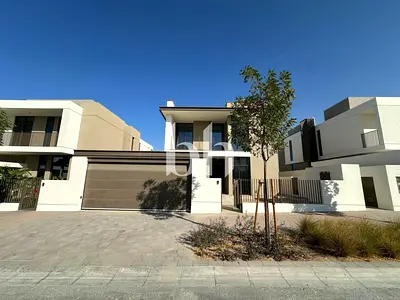 Standalone Villa | Elevated | Single Row