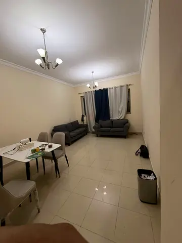 Now only 2000 Private room and common use hall available for rent (free gym and swimming pool)