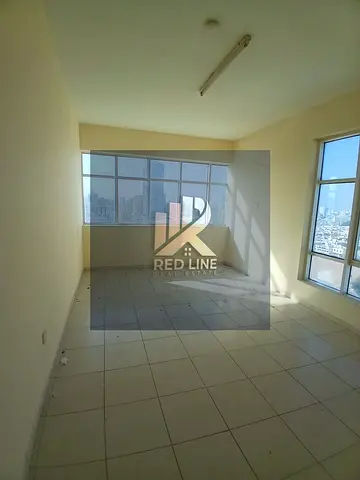 شقة مميزة بإطلالة مفتوحة وموقع هادئ