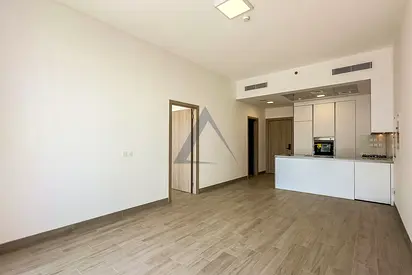 Premium Finishing |Spacious Balcony| Investor deal