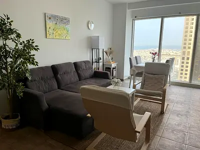 Room share for rent