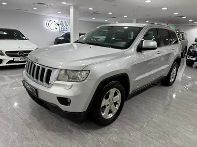 Jeep Grand Cherokee Laredo