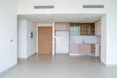 High Floor| Slightly Negotiable| Spacious