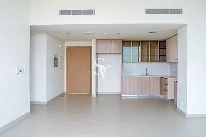 High Floor| Slightly Negotiable| Spacious
