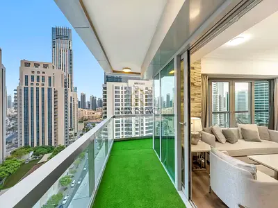 Modern 1 BR Furnished + Study Room | Bright & Spacious | Balcony