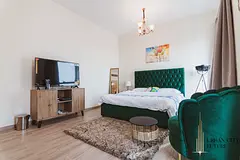 CLOSED KITCHEN- FULLY FURNISHED STUDIO - LAST UNIT