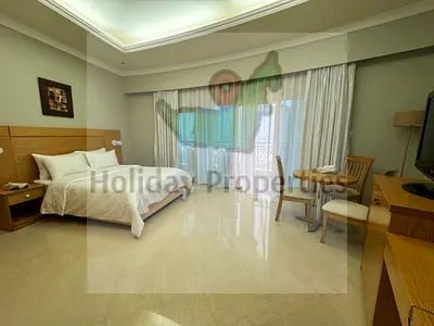 Beachfront Seaview Studio with balcony Utilities included