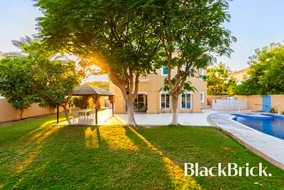 OPEN HOUSE SATURDAY 2:30-4PM