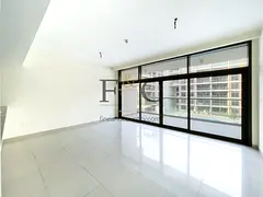 2 Bedroom Apartment | Mulberry 1 A1 | Pool &amp; Courtyard View