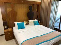 Fully Furnished High Quality Next to MOE metro
