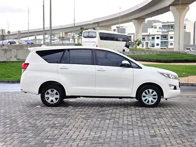 صورة 8 لـ 2019 Toyota INNOVA