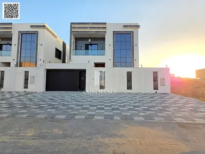 Two-story villa with European design and VIP finishing, at a special price including registration and ownership fees. Prime location close to services