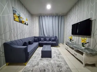 غرفة وصالة مفروشة للإيجار الشهري في أبراج الجاردن سيتي عجمان، موقع مميز قريب من محكمة عجمان، شامل جميع الفواتير.