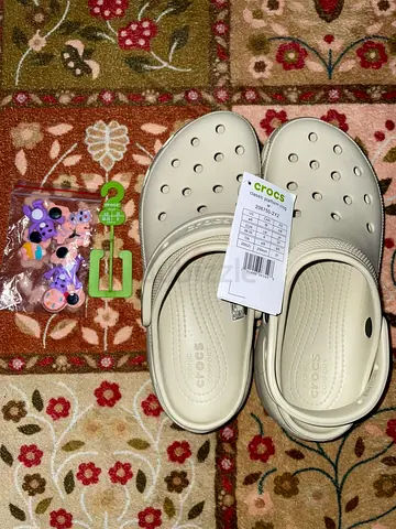 New beige Crocs Classic clogs with Jibbitz (new with tags) 38/39#