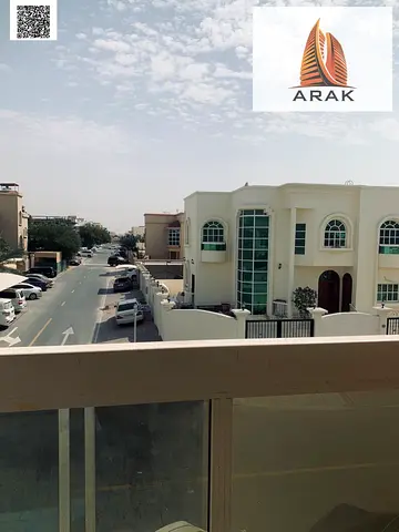 للإيجار السنوي شقة غرفتين وصالة في الروضة 3 عجمان – عجمان شقة بموقع جيد في الروضة 3، قريبة من الخدمات والأسواق ومناسبة للسكن العائلي.