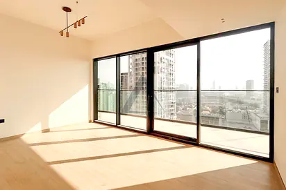 Modern | Lshape Balcony | High Floor