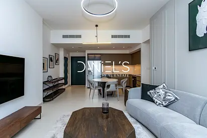 Exclusive | Luxury Furnished | 2 Parking Spaces