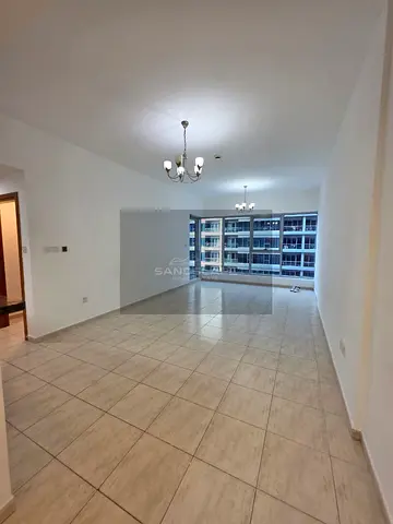 شقة بغرفة نوم واحدة | برج سكاي كورتس C | شرفة وإطلالة على المدينة