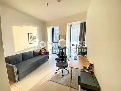 Fully Furnished| Downtown Views | Vacant Unit