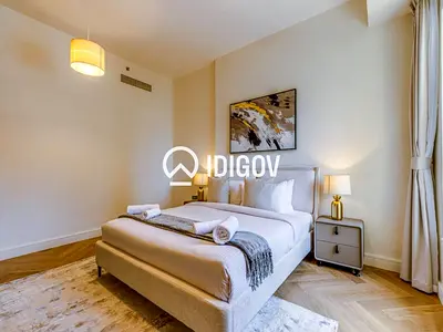 Fully Upgraded | Elegant Living | Marina Views