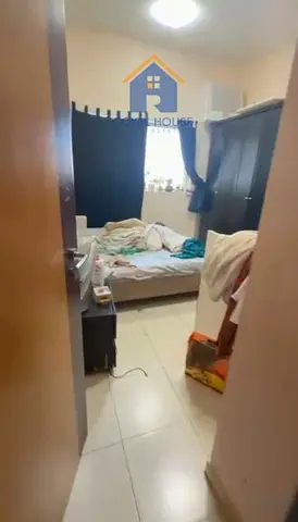 للبيع غرفه نوم مع بلكونه وموقف سياره بالمجاز 3