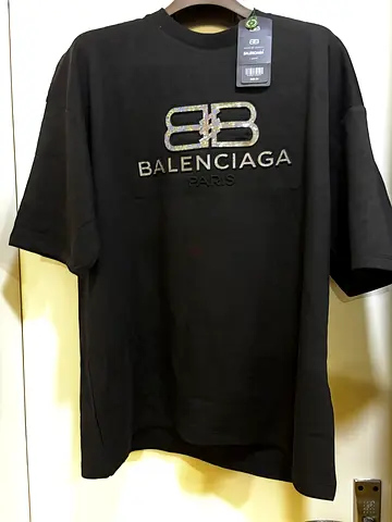 Women t-shirt brand new !